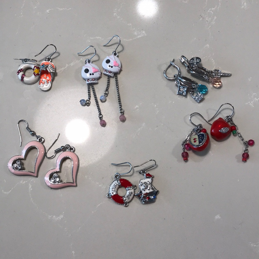 Adorable cutesy earrings from Asia, 6 pairs